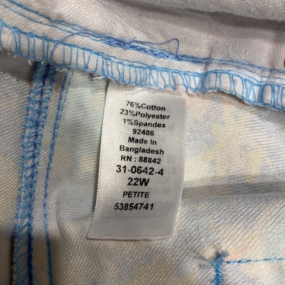 Q womens Woman Within casual floral stretch plus size denim pants 22P - Picture 4 of 4